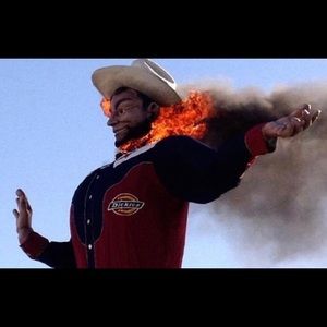 Meet your Posher, Maya